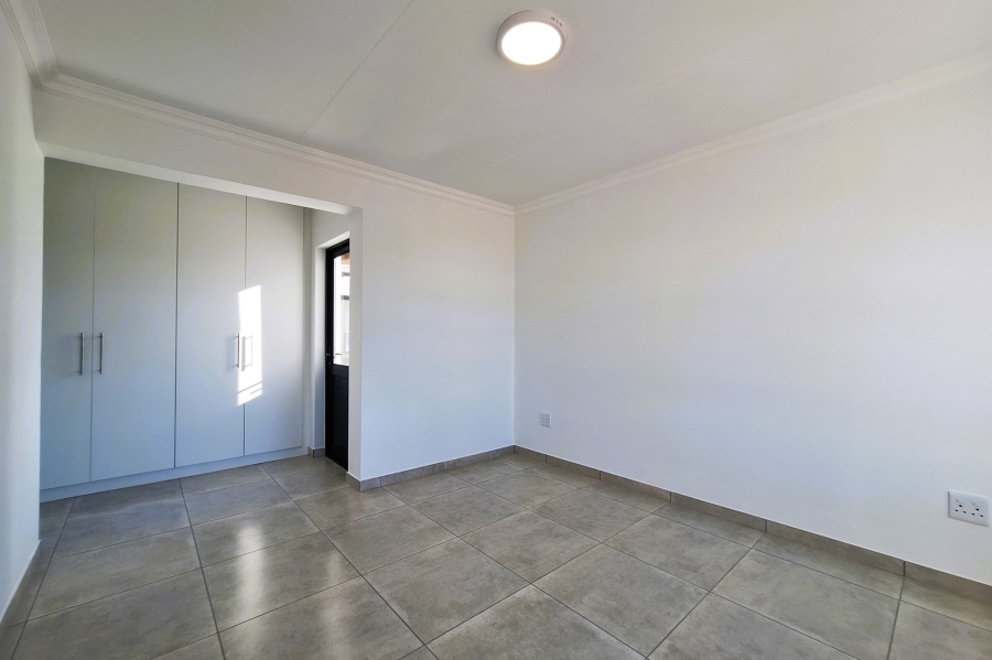 3 Bedroom Property for Sale in Brittania Beach Estate Western Cape